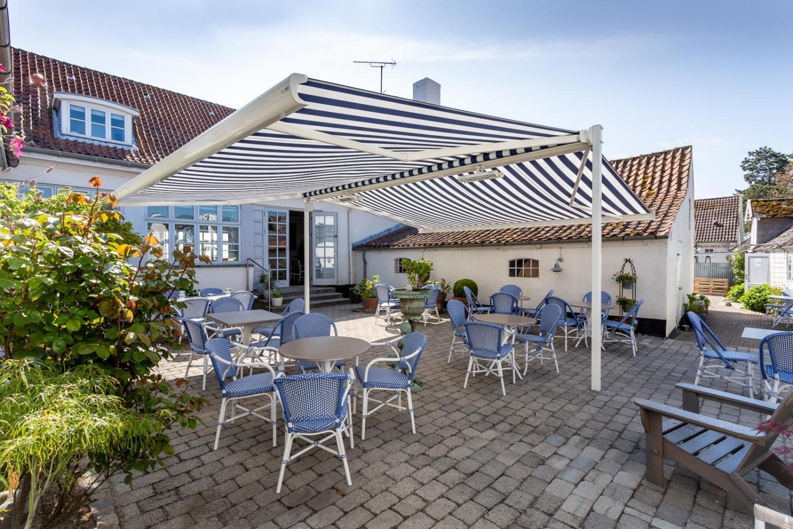 Rodvig Kro Og Badehotel ภายนอก รูปภาพ